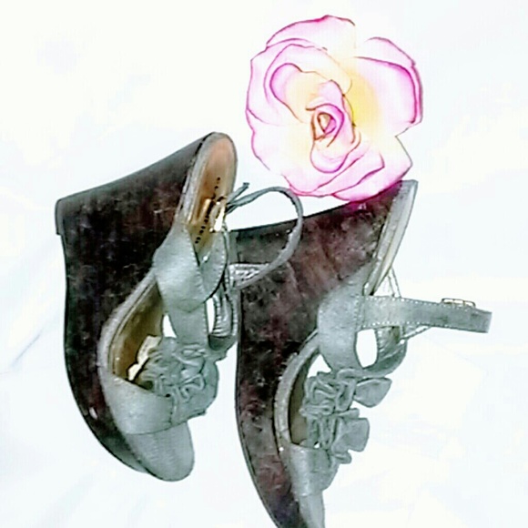 wedges - Picture 2 of 6